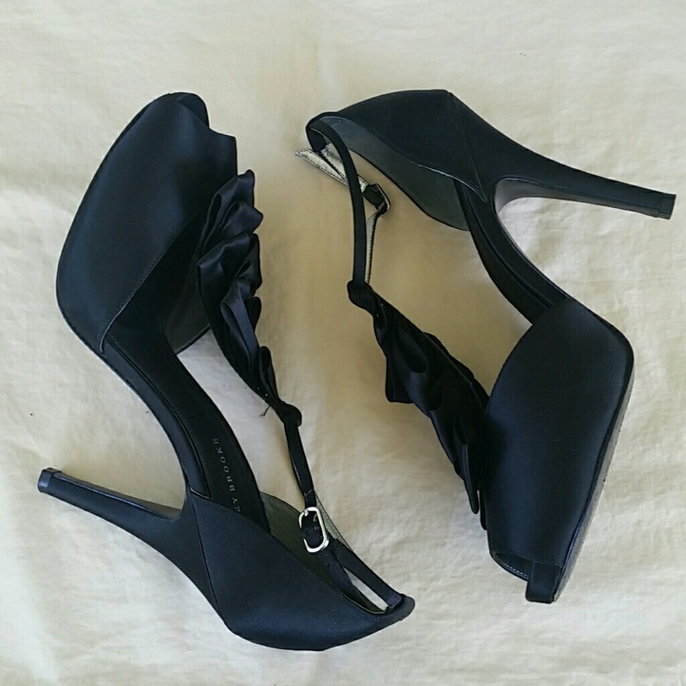 Audrey Brooke Black Satin Stiletto Shoes 10 M Heel